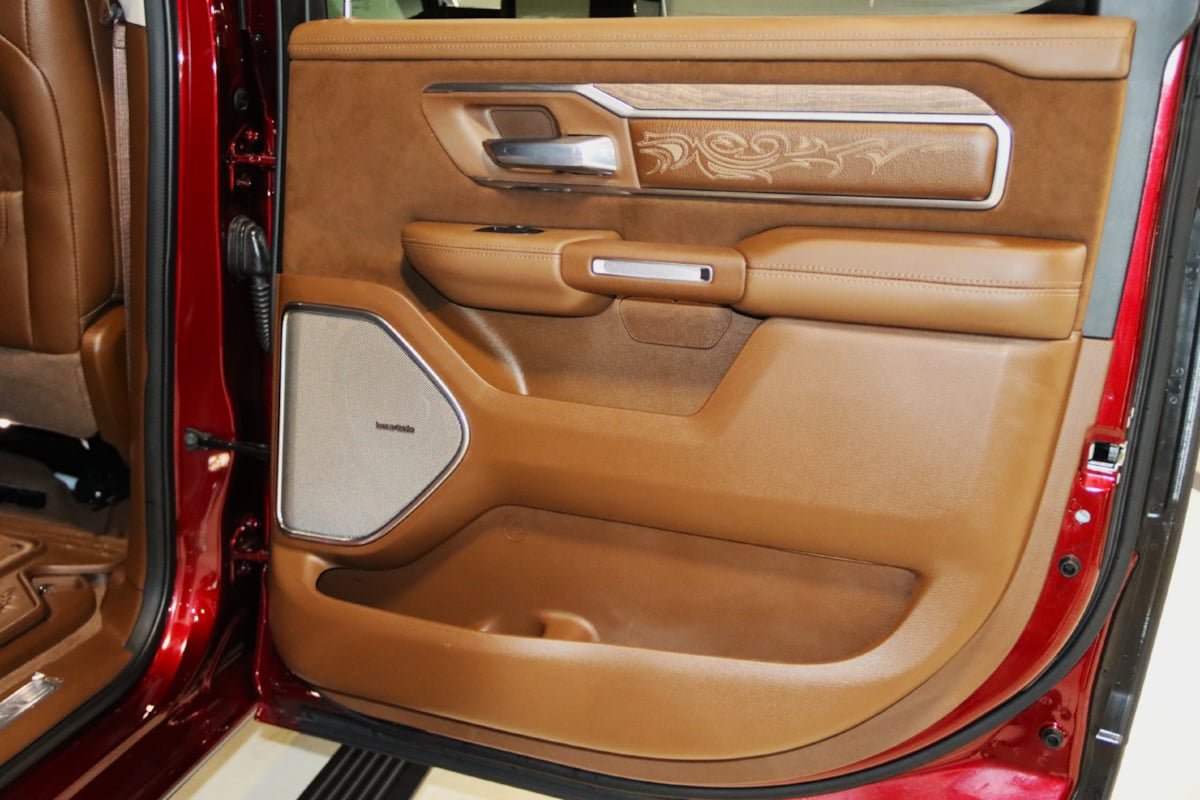 Used 2024 RAM 1500 Limited AWD/4WD image 82