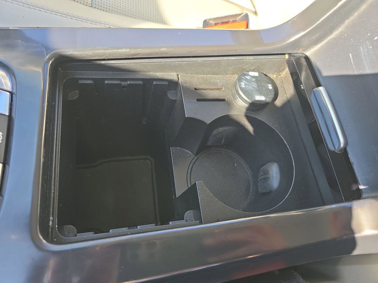 Used 2019 Land Rover Discovery Sport SE image 26