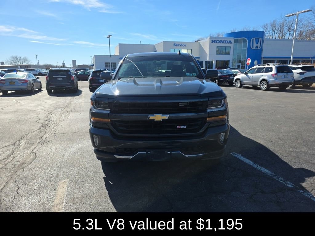 Used 2018 Chevrolet Silverado 1500 LT w/ All Star Edition image 2