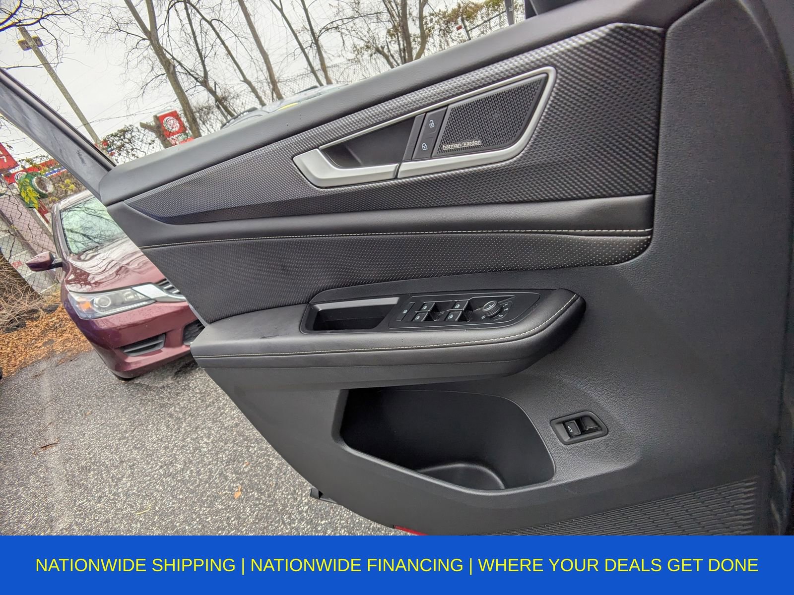 Used 2025 Volkswagen Atlas Cross Sport SEL Premium R-Line image 32