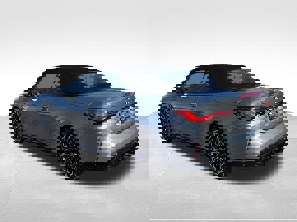 Used 2023 BMW M4 xDrive Competition w/ Executive Package image 3