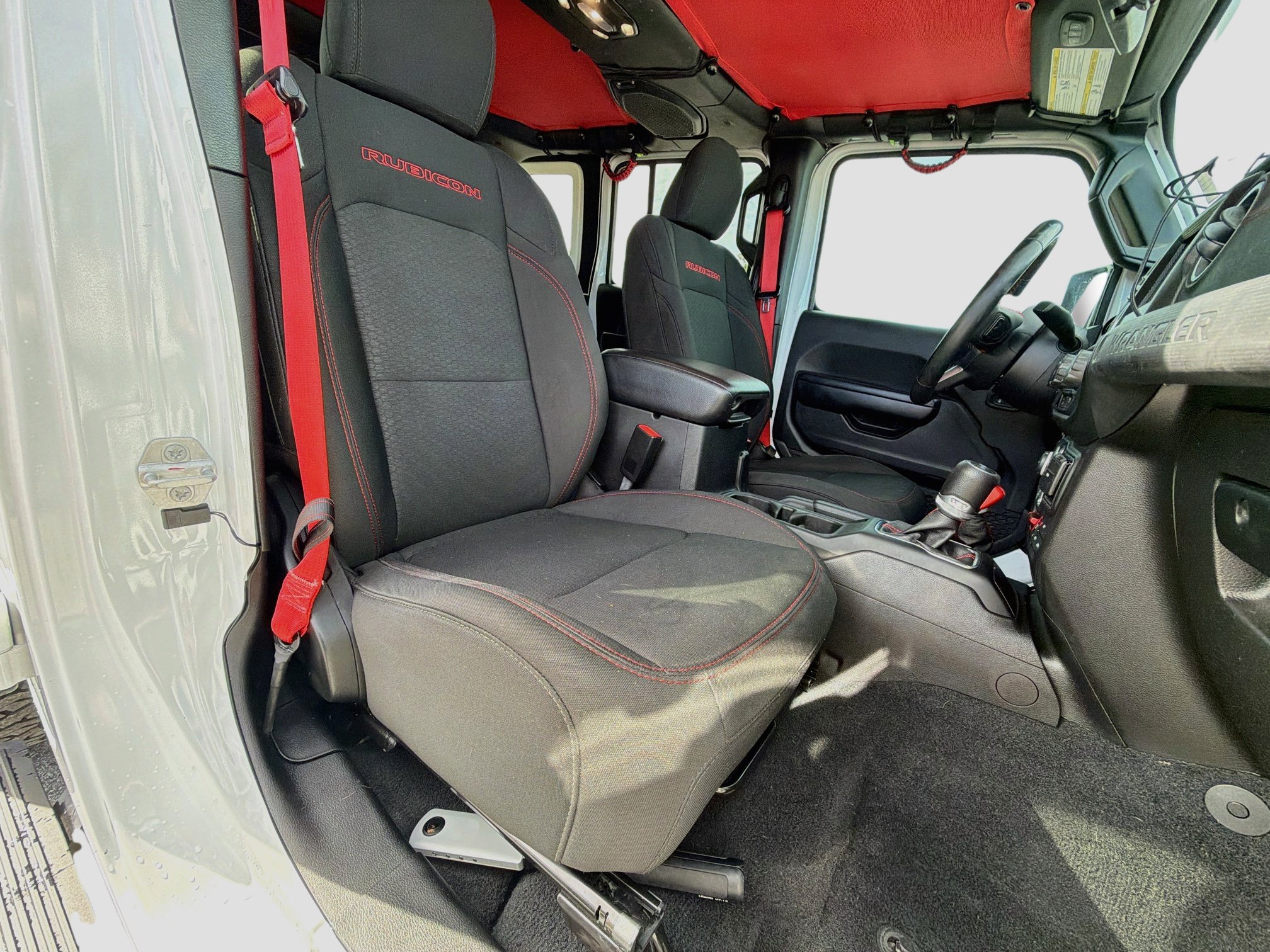 Used 2020 Jeep Wrangler Unlimited Rubicon w/ Quick Order Package 28Y Recon AWD/4WD image 14