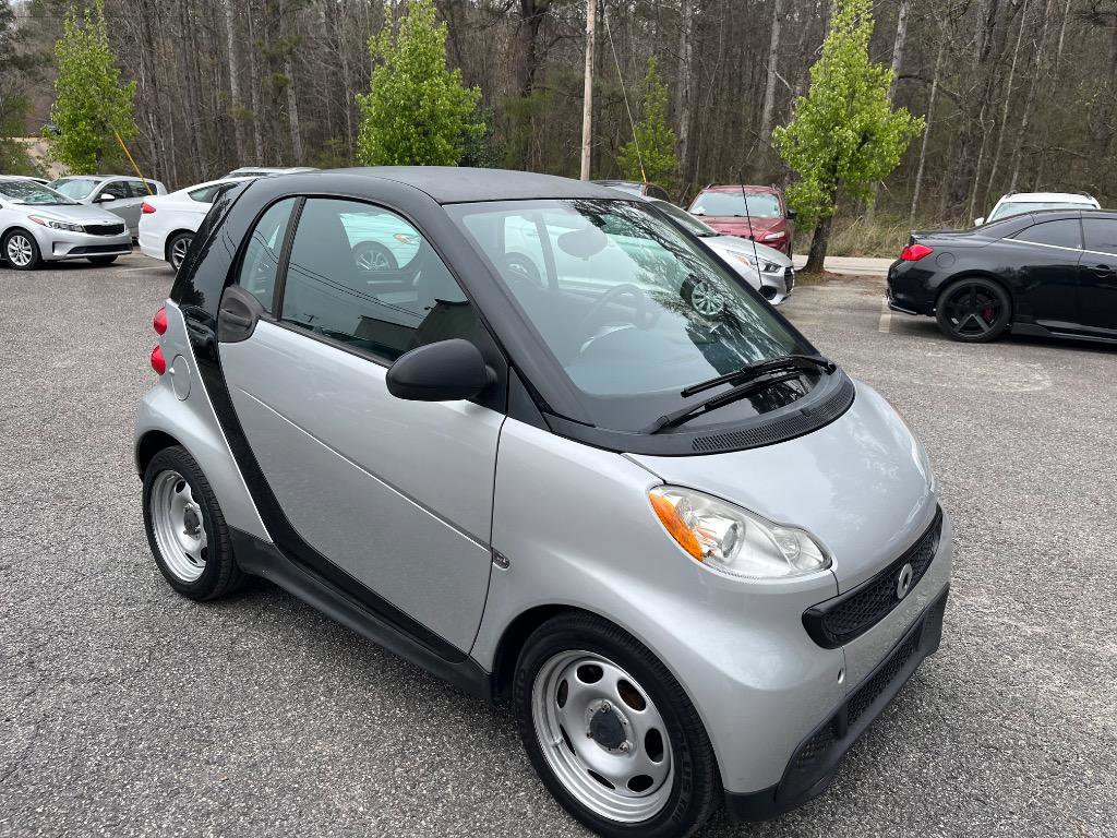 Used 2013 smart fortwo passion image 11
