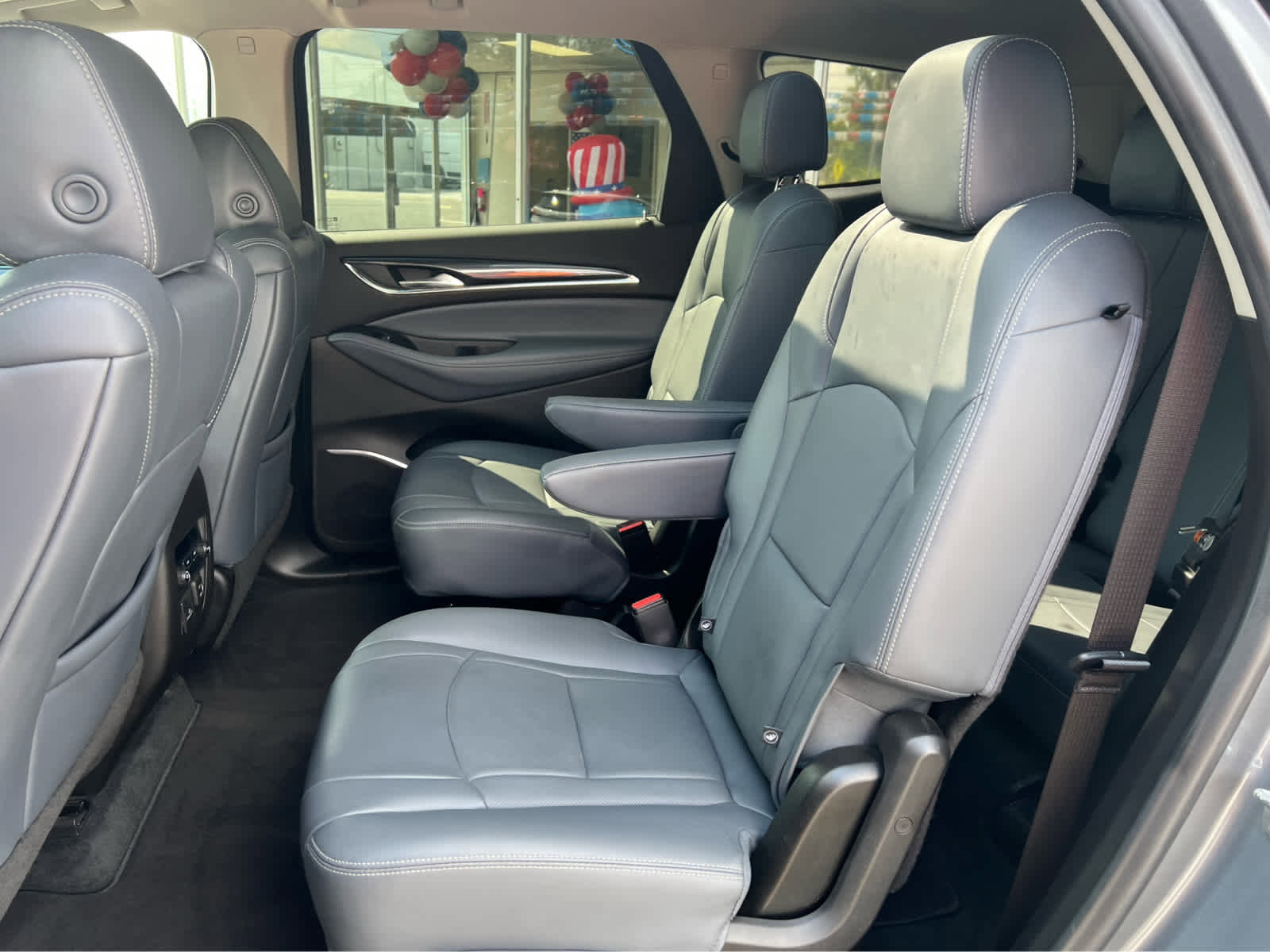 Used 2021 Buick Enclave Essence w/ Sound and Sites Package image 11