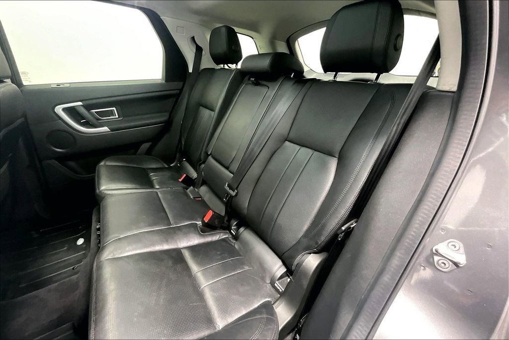 Used 2018 Land Rover Discovery Sport HSE AWD/4WD image 27