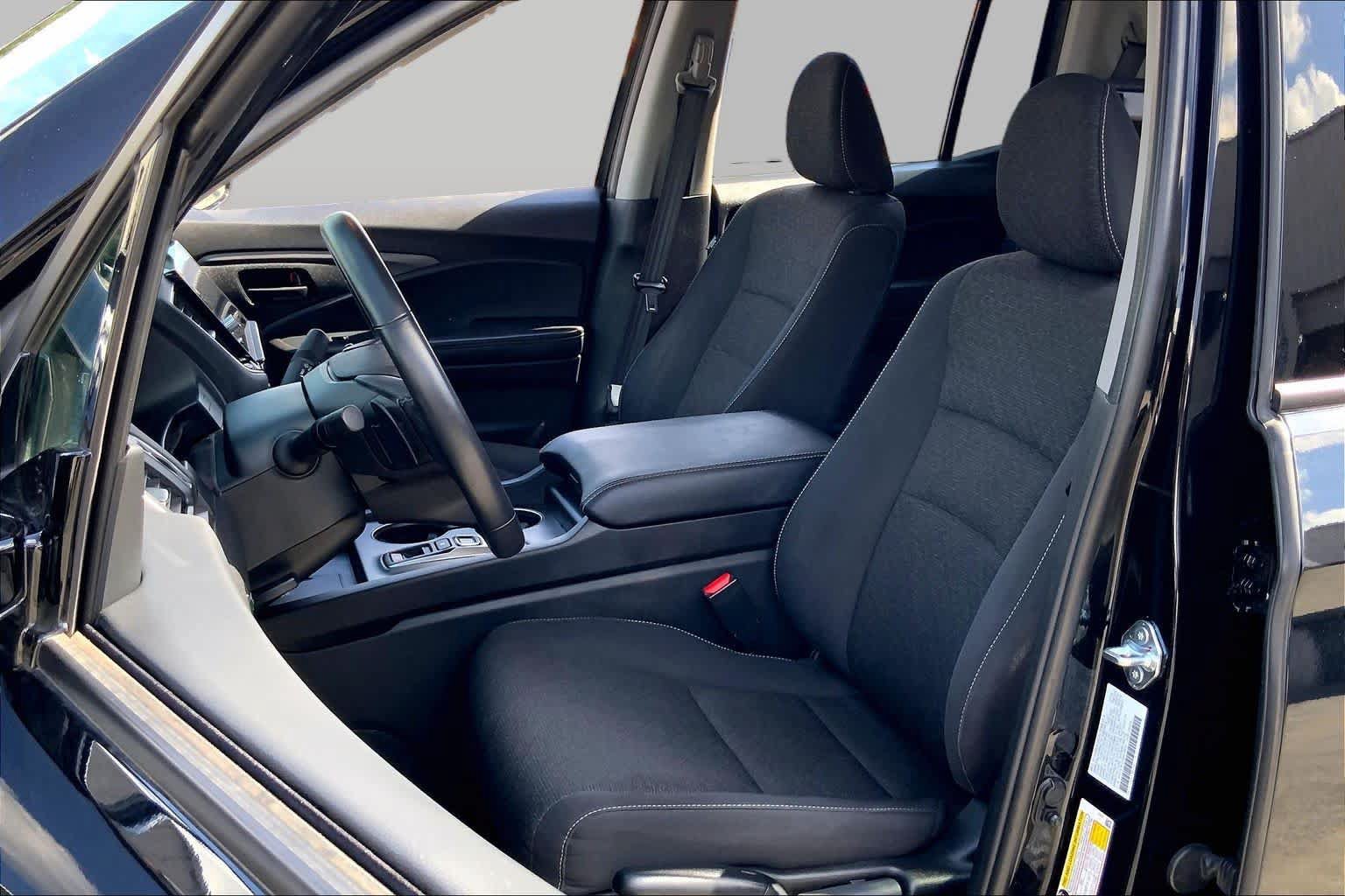 Used 2025 Honda Ridgeline Sport+ image 8