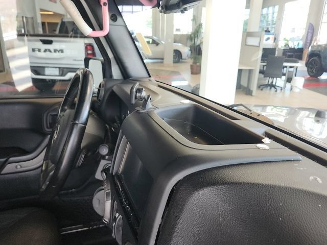 Certified 2018 Jeep Wrangler Unlimited Sport S AWD/4WD image 18