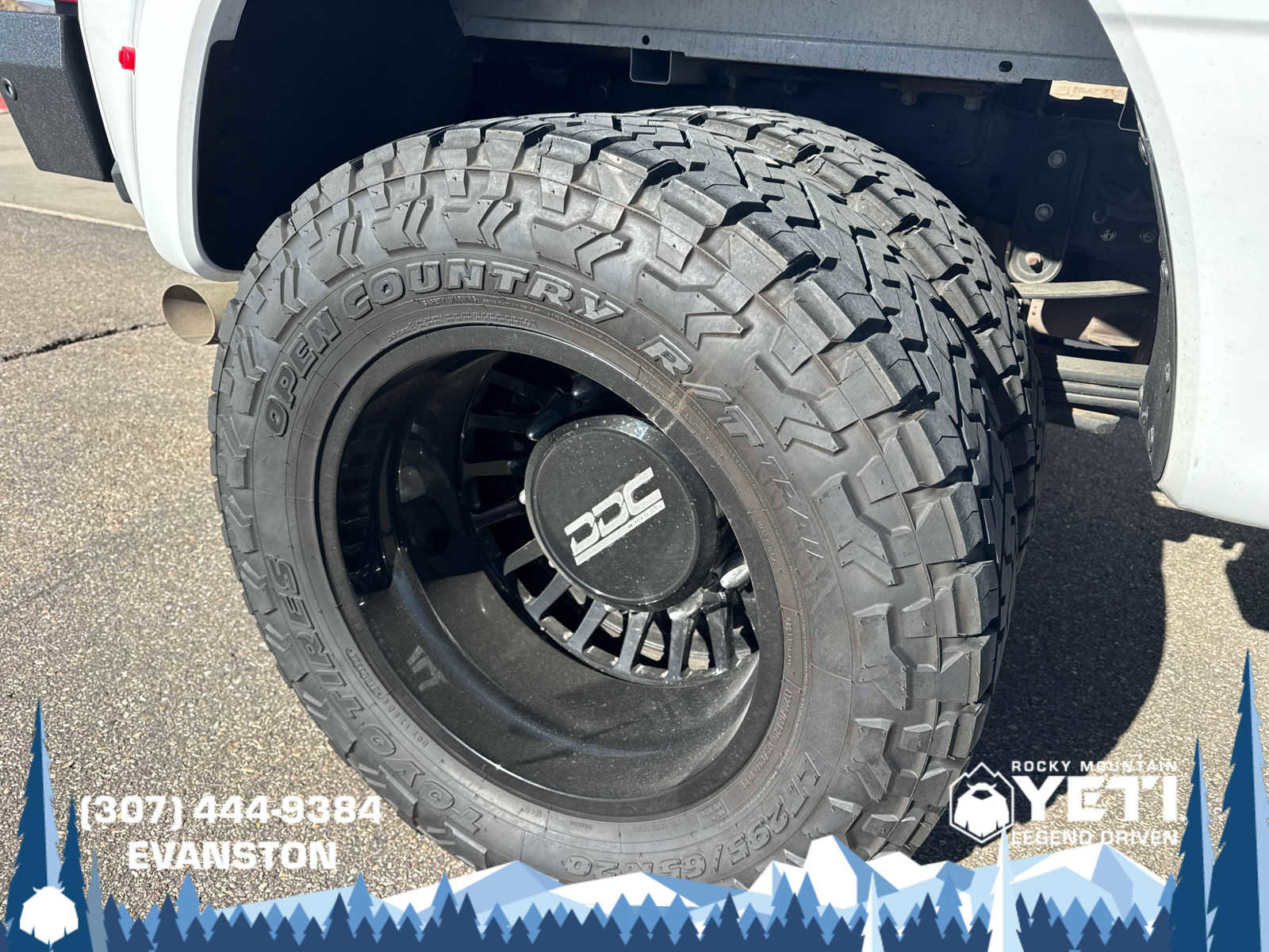 Used 2023 Ford F450 Lariat w/ Lariat Ultimate Package image 11