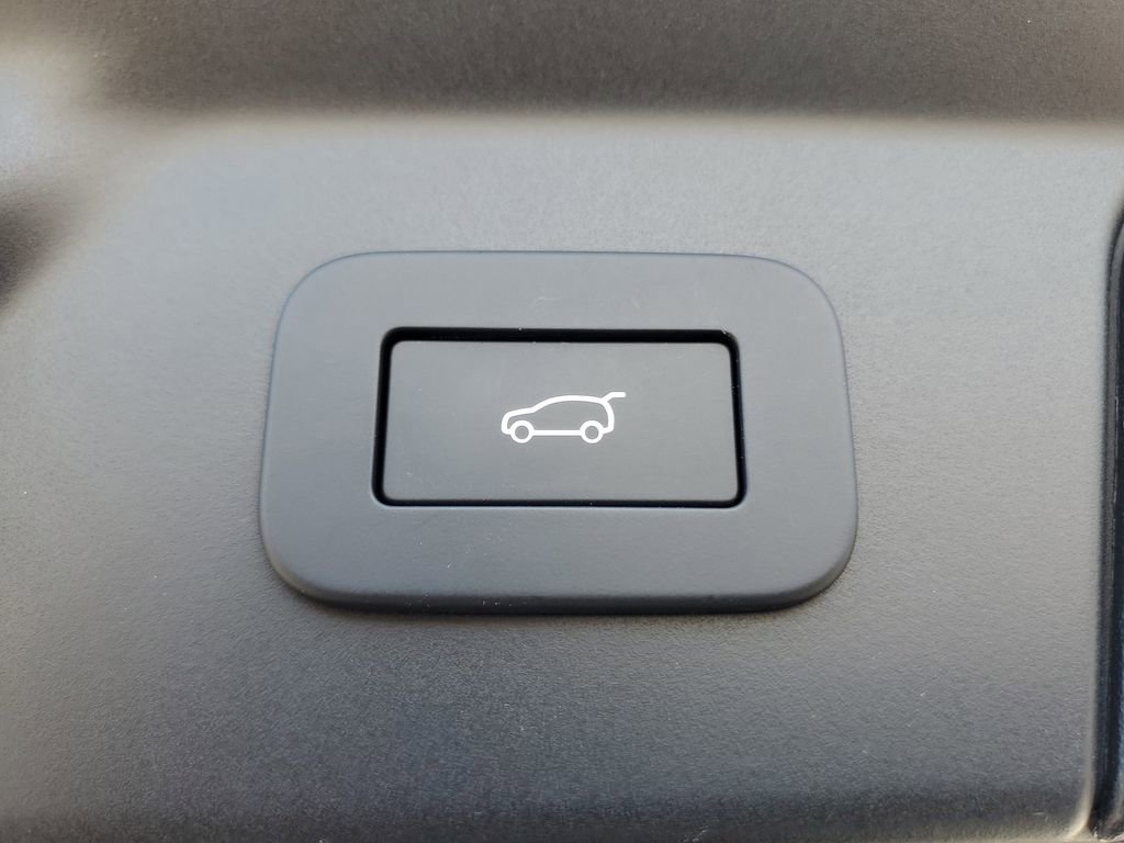 Used 2026 Land Rover Range Rover Velar Dynamic SE AWD/4WD image 33