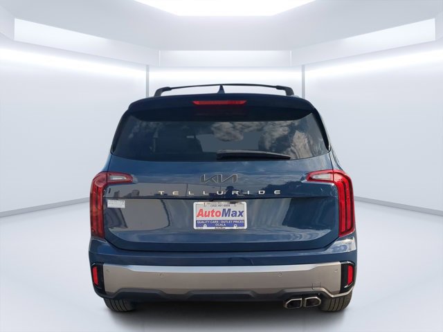 Used 2025 Kia Telluride S image 4