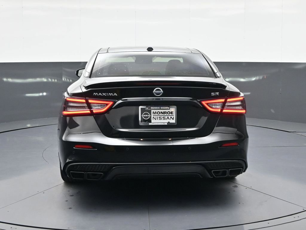 Used 2021 Nissan Maxima SR w/ Sport Mat Group FWD image 6