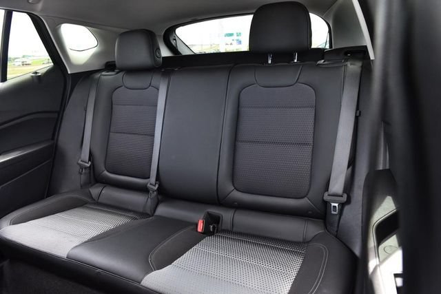 Used 2025 Chevrolet Trax LT w/ LT Convenience Package FWD image 20
