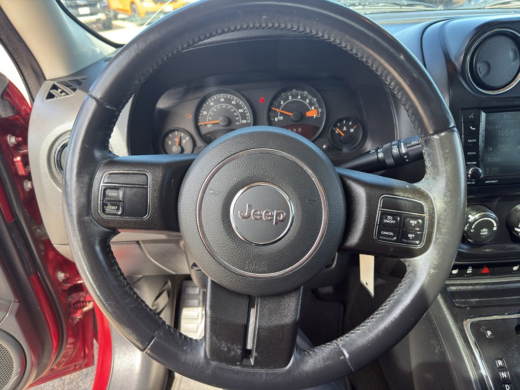 Used 2015 Jeep Patriot High Altitude AWD/4WD image 18