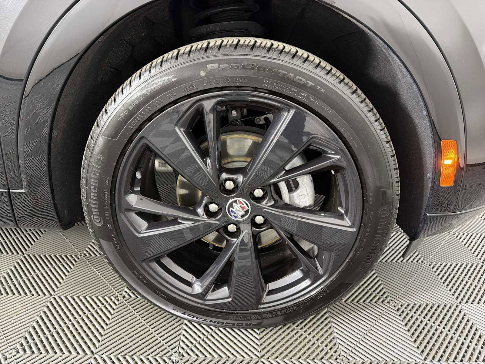 Used 2023 Buick Envision Essence w/ Sport Touring Package image 10