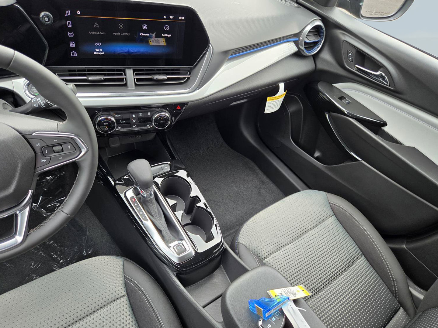 New 2026 Chevrolet Trax LT w/ LT Convenience Package FWD image 15