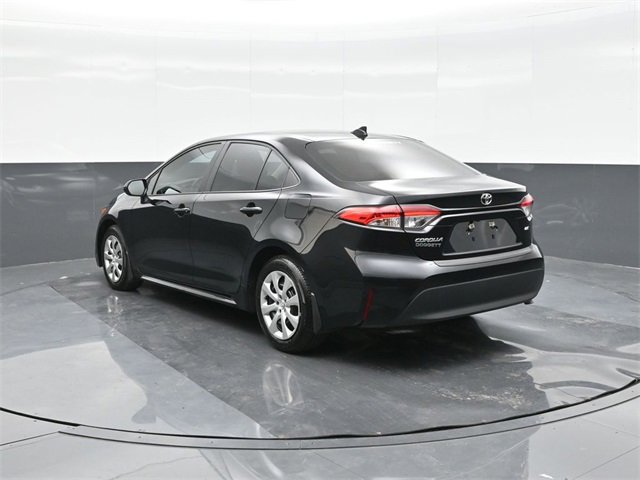 Used 2025 Toyota Corolla LE image 8