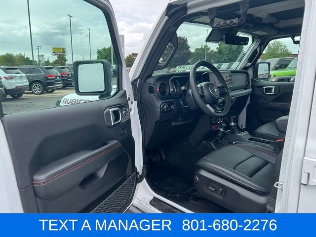 Used 2025 Jeep Gladiator Rubicon AWD/4WD image 17