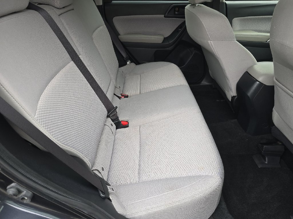 Used 2018 Subaru Forester 2.5i Premium AWD/4WD image 18