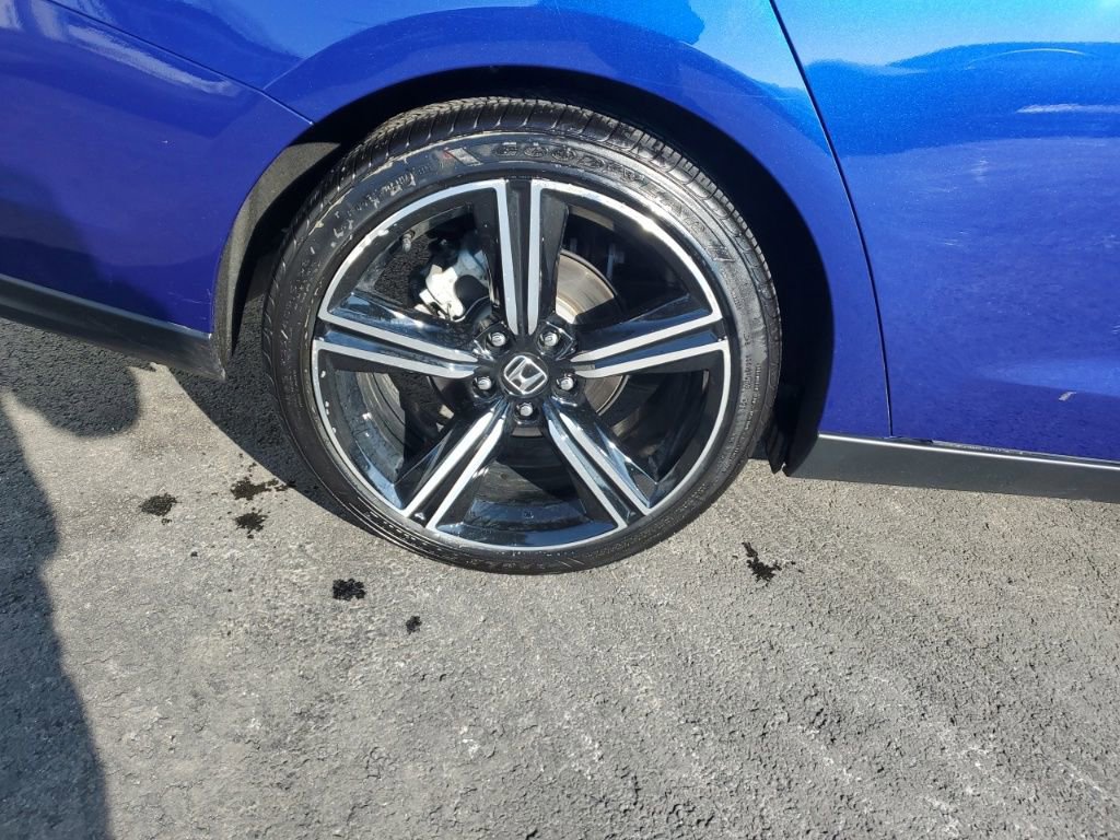 Certified 2024 Honda Accord Sport image 9