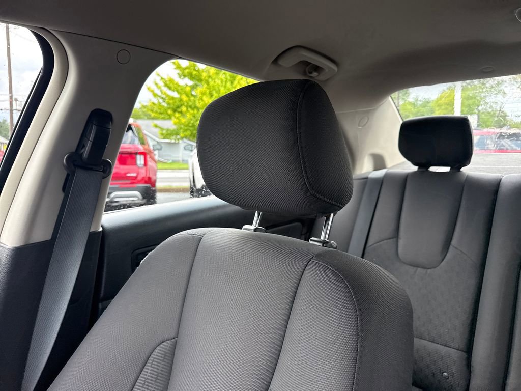 Used 2011 Ford Fusion SE FWD image 37