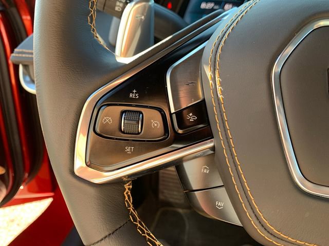 Used 2024 Chevrolet Corvette Stingray Premium Conv w/ Z51 Performance Package image 20