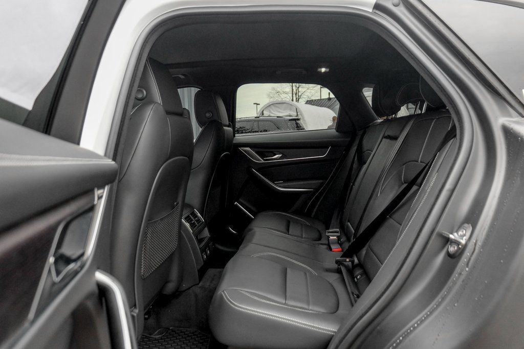 New 2026 Jaguar F-PACE R-Dynamic S image 16