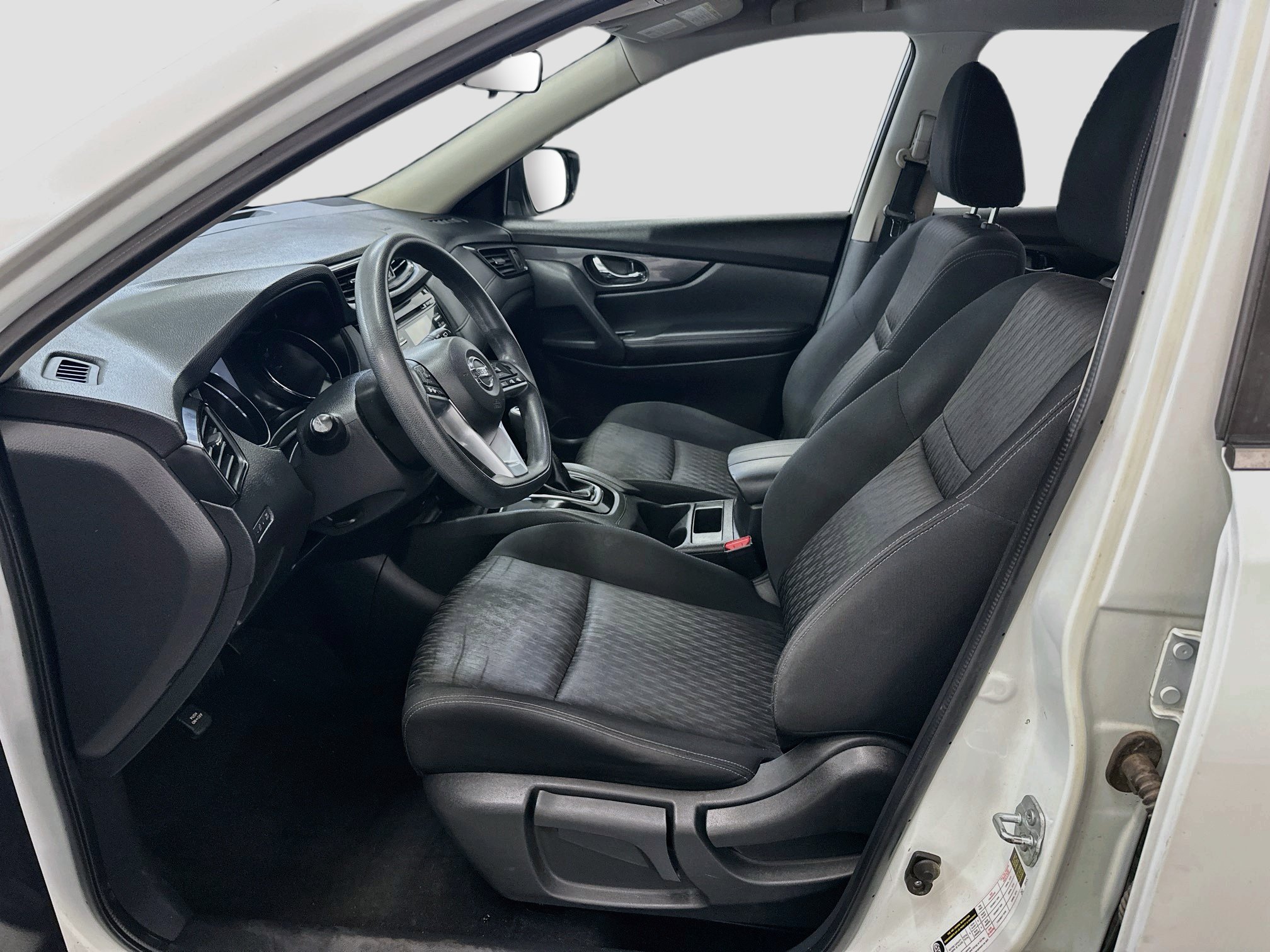 Used 2017 Nissan Rogue S AWD/4WD image 13
