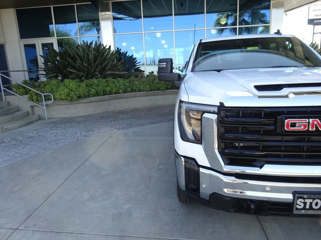 New 2026 GMC Sierra 2500 Pro w/ 1SA Pro Safety Plus Package AWD/4WD image 30