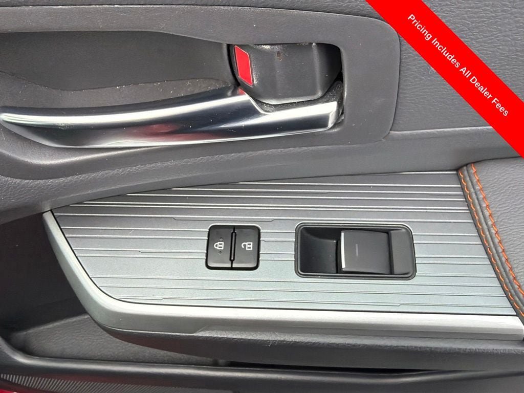 Used 2022 Toyota Sienna XSE w/ XSE Plus Package FWD image 55