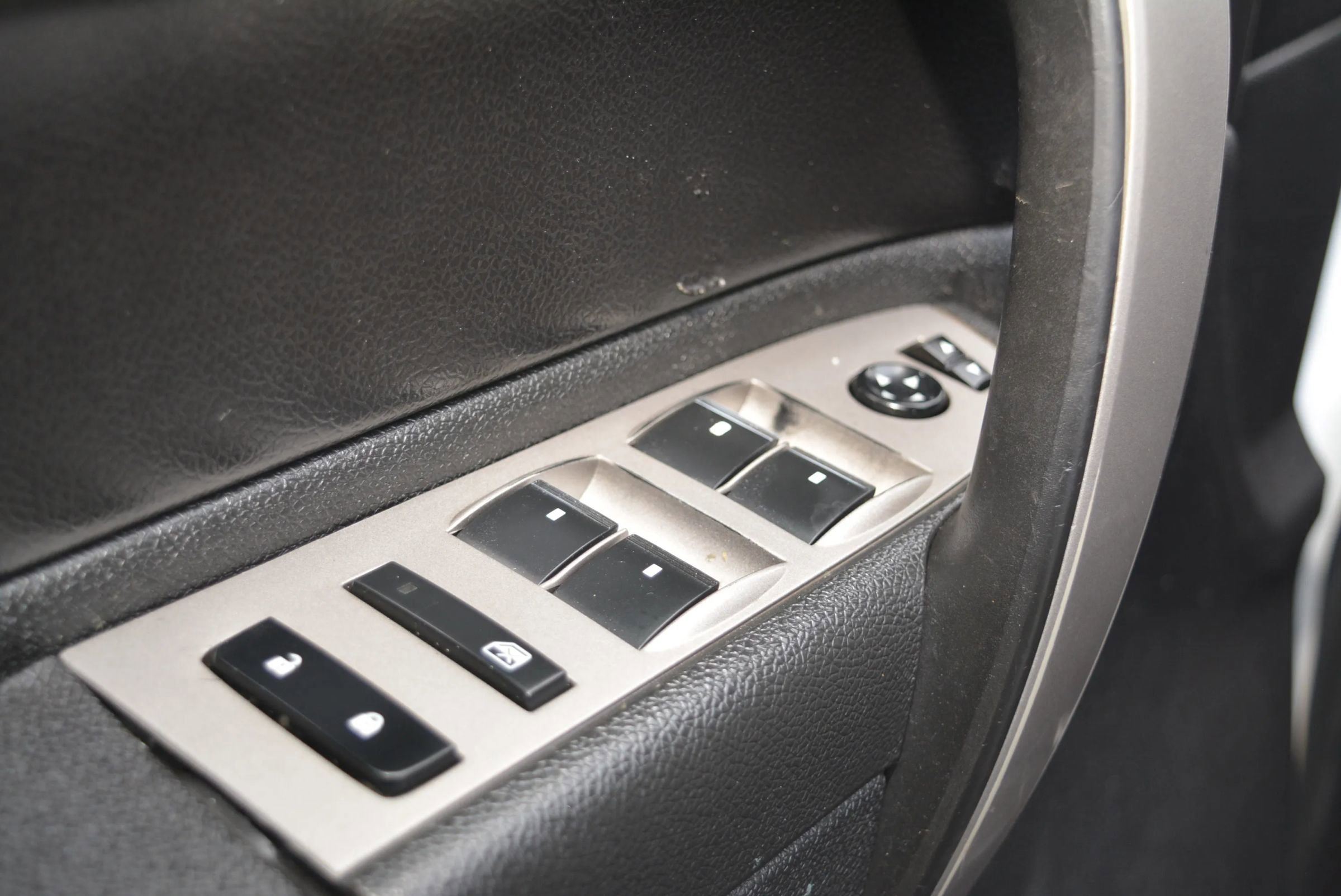 Used 2010 GMC Sierra 3500 SLE image 18