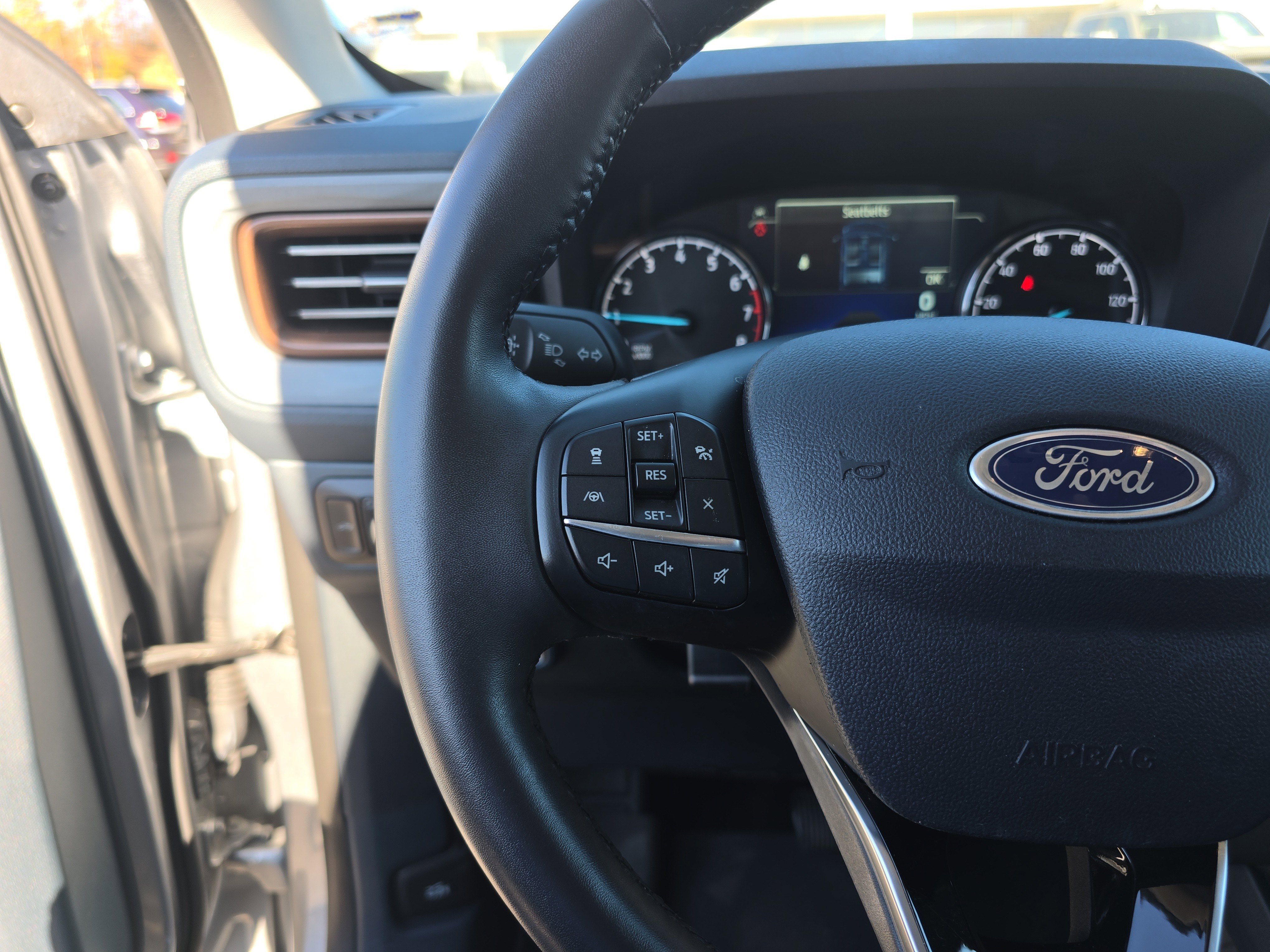 Used 2024 Ford Maverick Lariat w/ FX4 Off-Road Package image 34