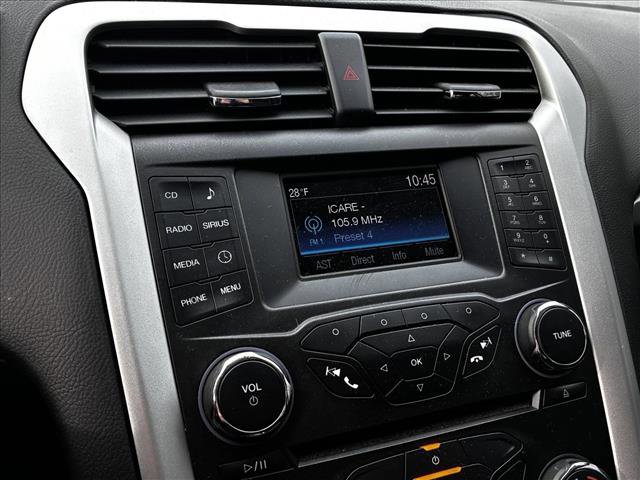 Used 2015 Ford Fusion SE image 14