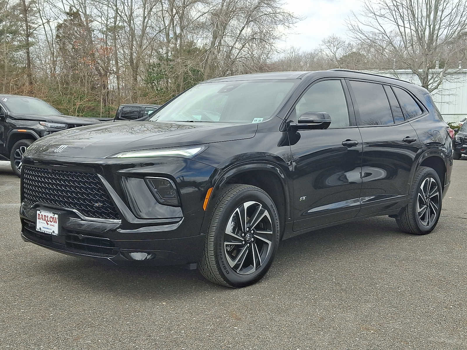 Used 2026 Buick Enclave Sport Touring w/ Power Package FWD image 3