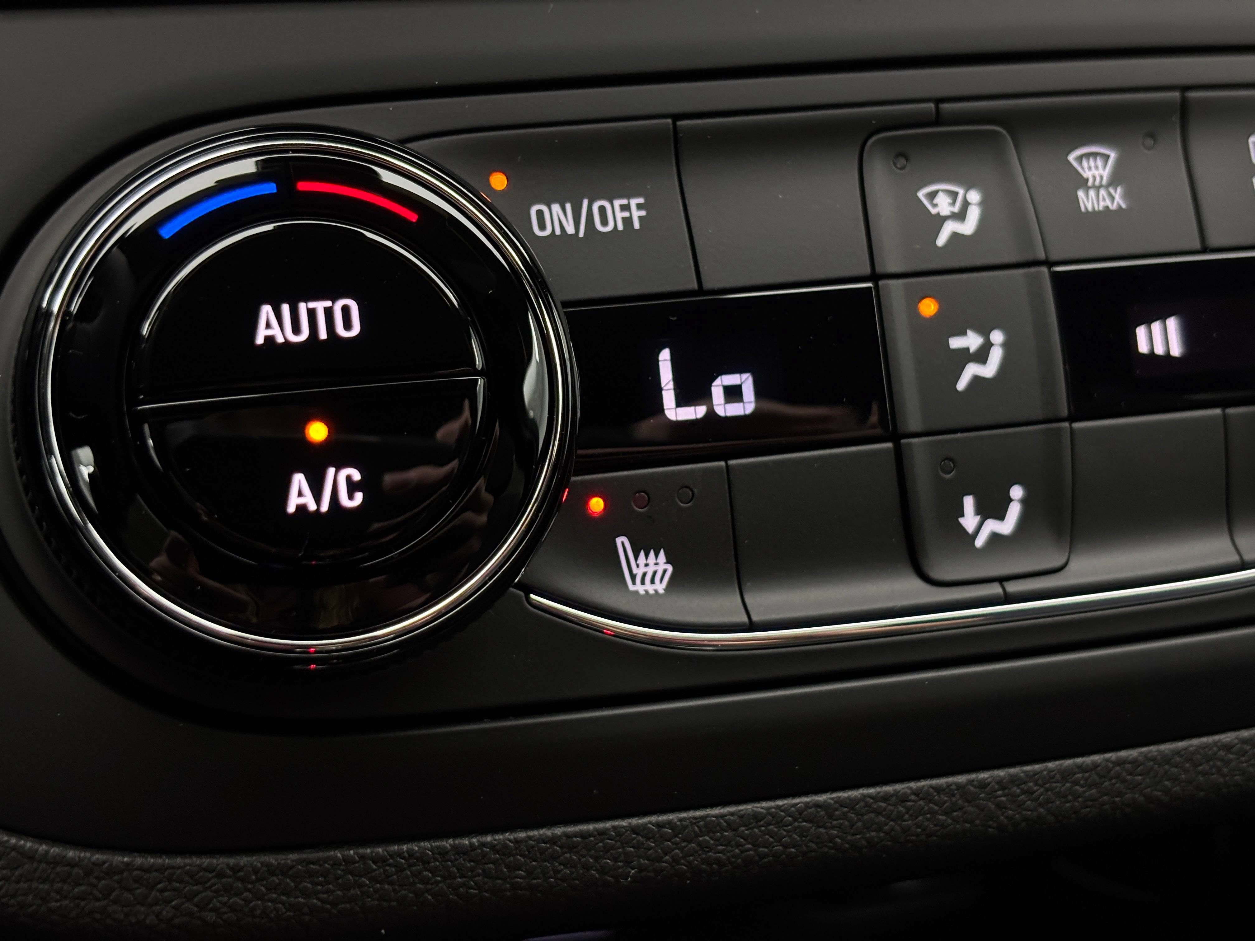 New 2026 Buick Envista Sport Touring w/ Convenience I Package FWD image 5