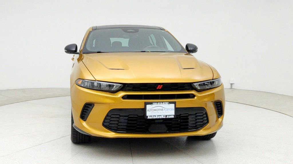 Used 2024 Dodge Hornet R/T Plus w/ R/T Blacktop Package image 2