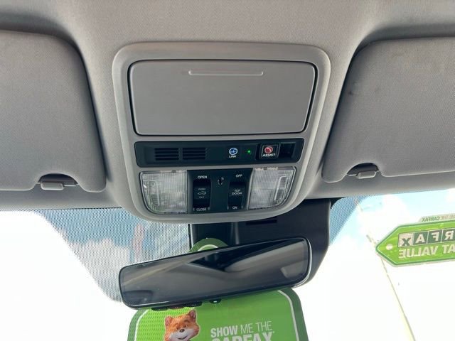 Used 2020 Honda Pilot Touring image 34