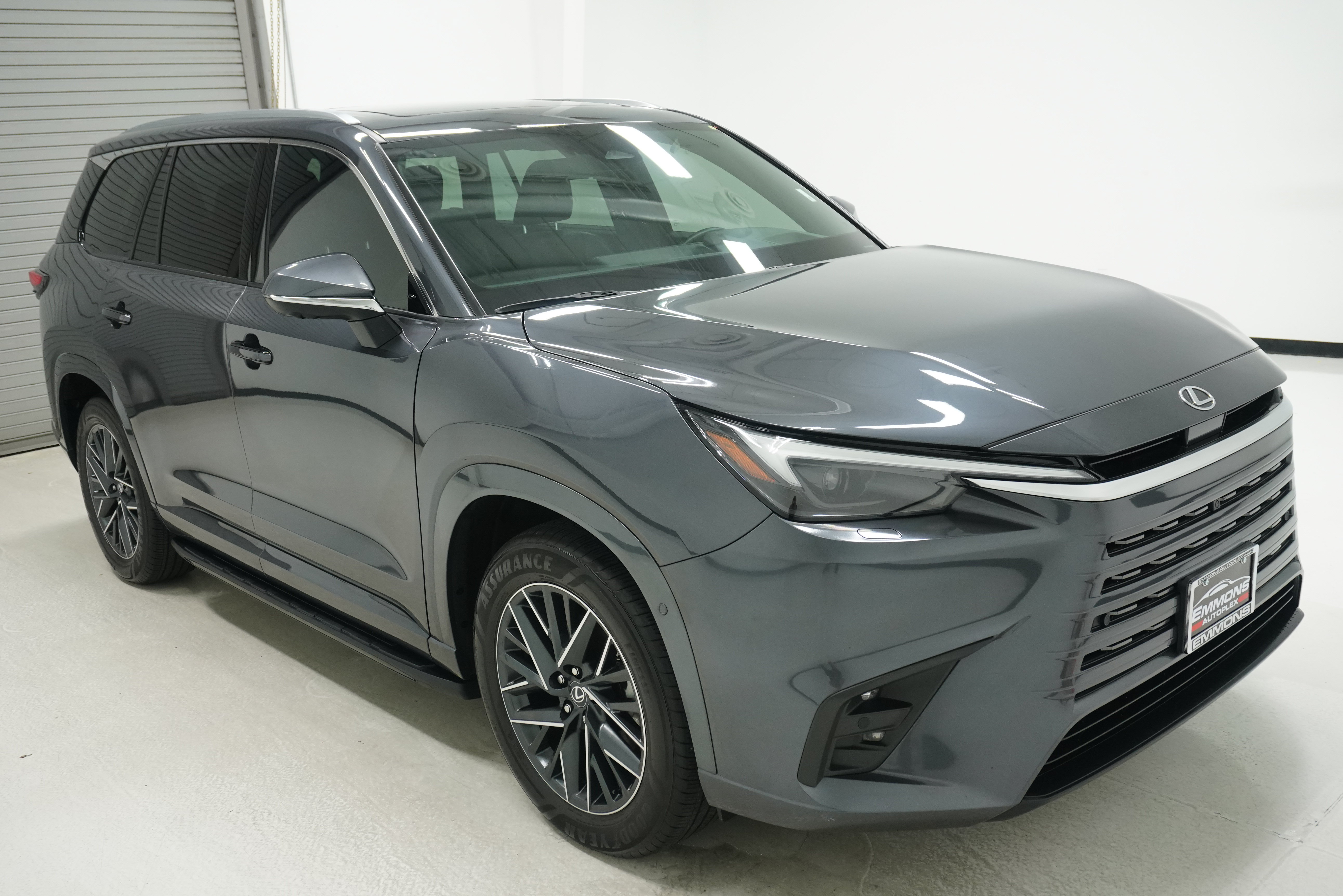 Used 2025 Lexus TX 350 AWD w/ Technology Package image 3