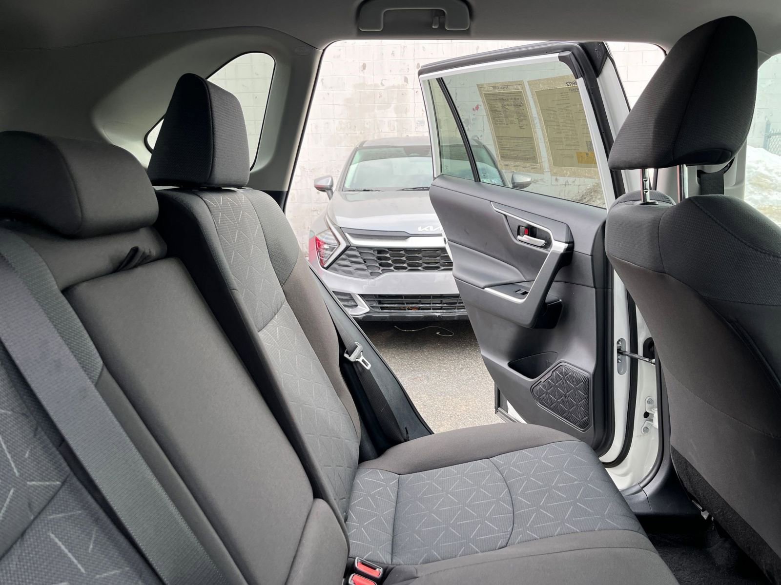 Used 2025 Toyota RAV4 XLE w/ Weather Package image 36