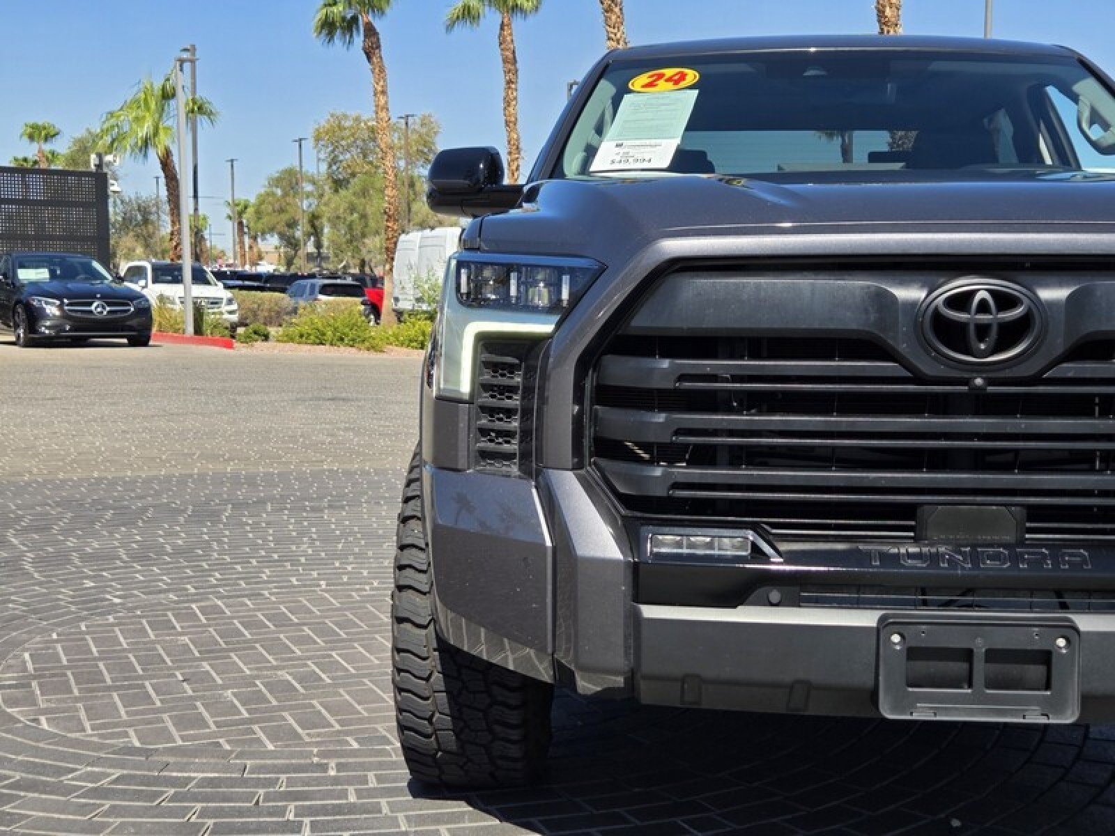 Used 2024 Toyota Tundra Limited AWD/4WD image 10