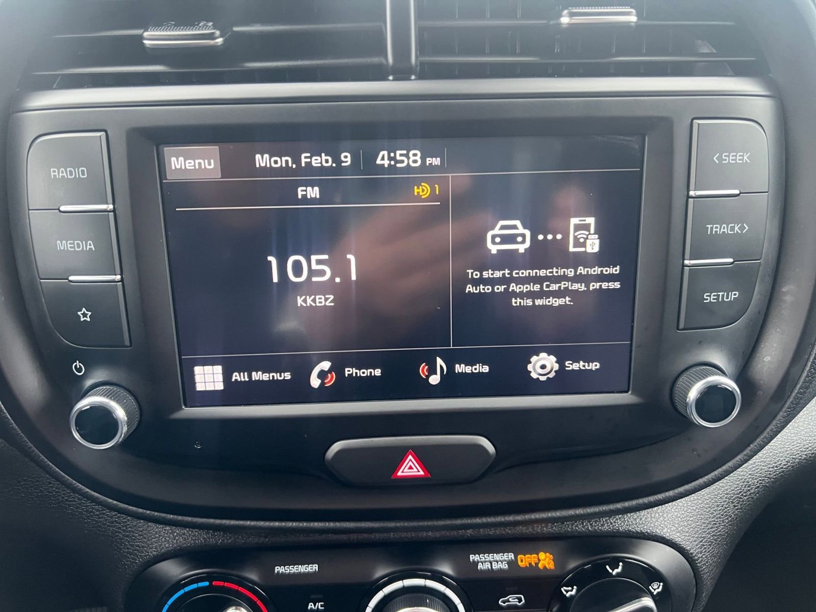 Used 2025 Kia Soul LX w/ LX Technology Package image 18