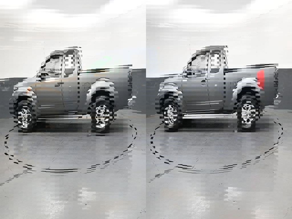 Used 2018 Nissan Frontier SV image 7