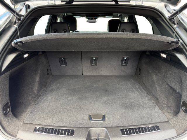 Used 2024 Cadillac XT4 Sport w/ Active Safety Package AWD/4WD image 18
