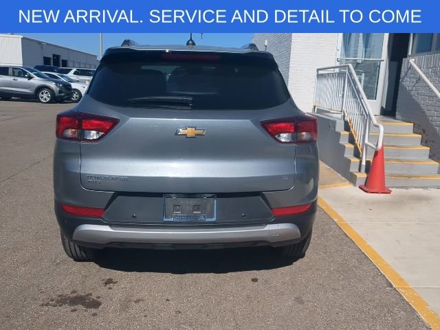 Used 2024 Chevrolet TrailBlazer LT w/ Driver Confidence Package AWD/4WD image 5