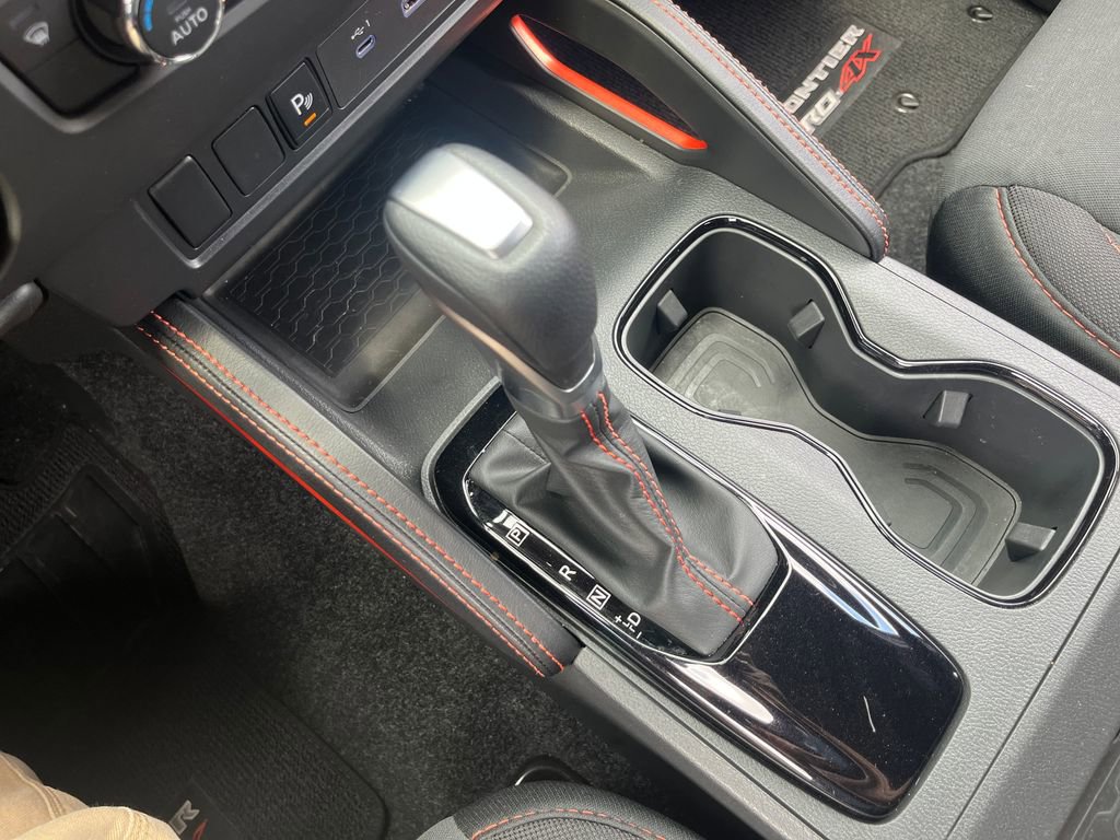 Certified 2025 Nissan Frontier PRO-4X image 24