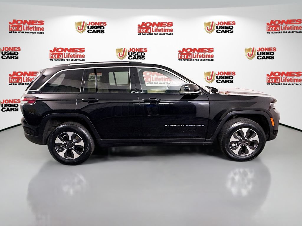 Used 2022 Jeep Grand Cherokee Limited 4xe w/ Luxury Tech Group II AWD/4WD image 19