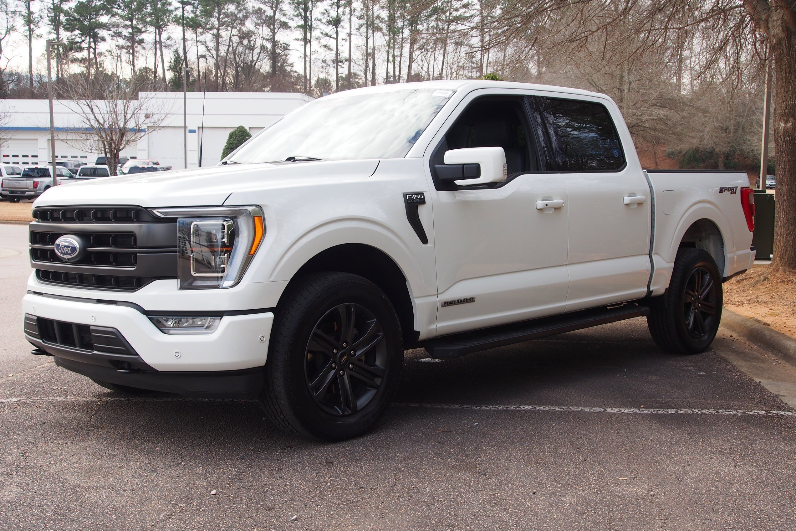 Used 2022 Ford F150 Lariat w/ Equipment Group 502A High AWD/4WD image 3