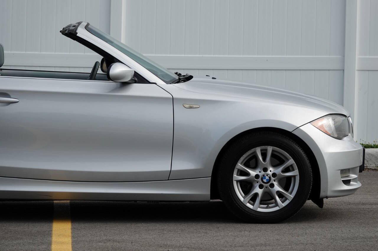 Used 2009 BMW 128i Convertible RWD image 48