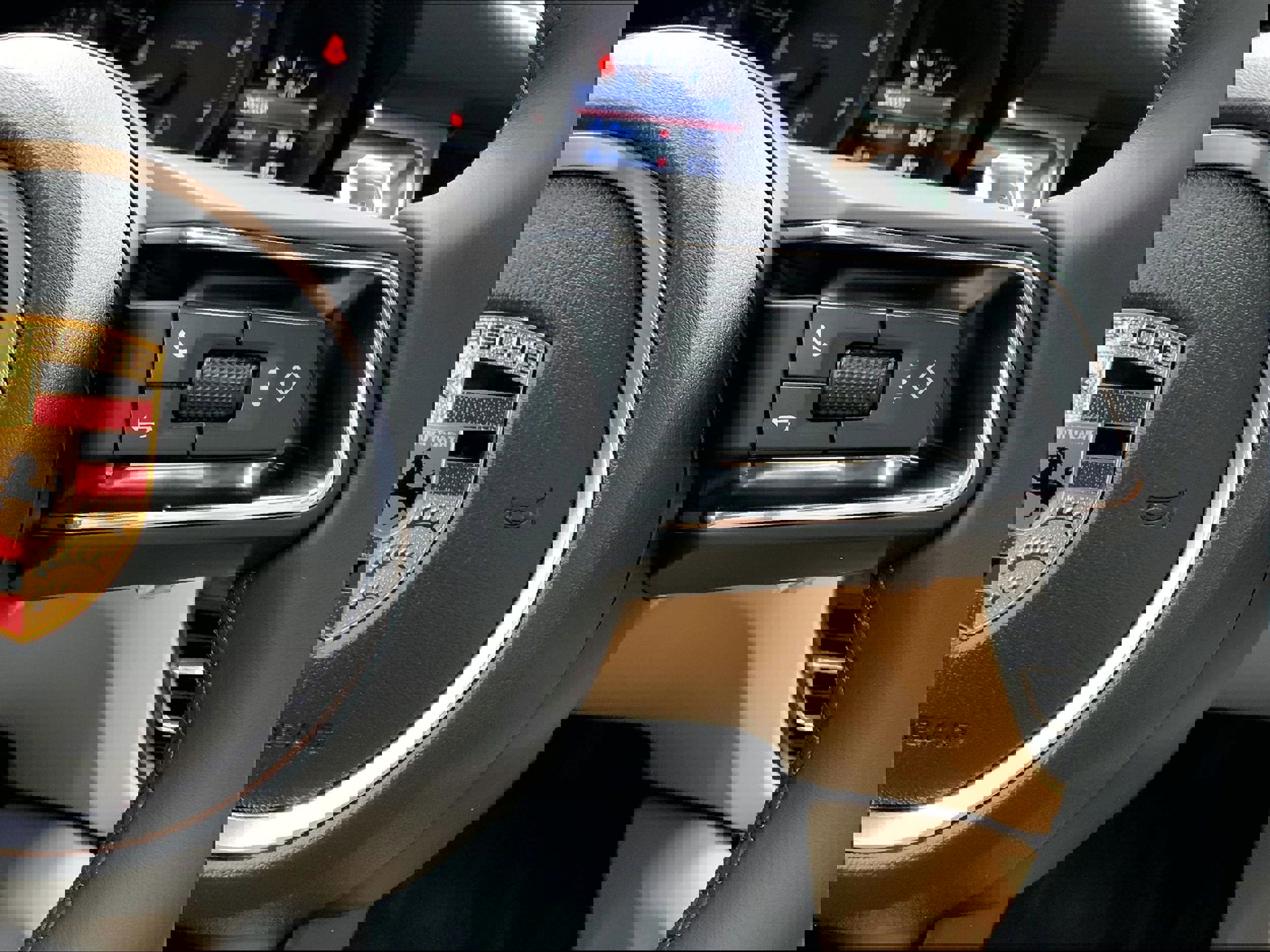 New 2026 Porsche Macan AWD/4WD image 12