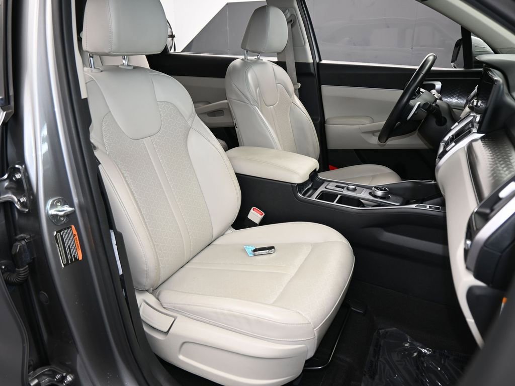 Used 2022 Kia Sorento EX w/ Panoramic Sunroof Package image 54