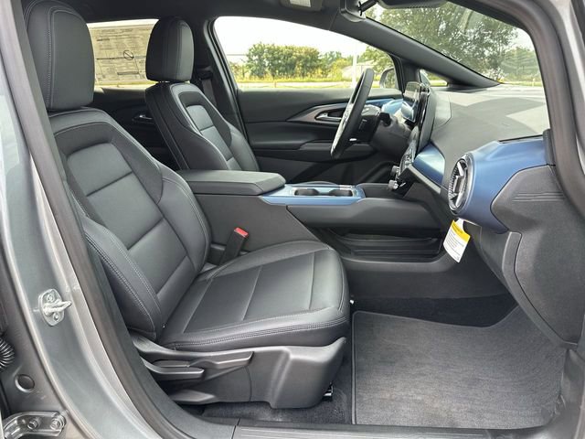 New 2025 Chevrolet Equinox EV LT image 27